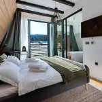 Beautiful In With Sauna Sunger